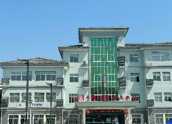 創(chuàng)能正能量：職工搶修獻(xiàn)血車，好人好事成風(fēng)景！